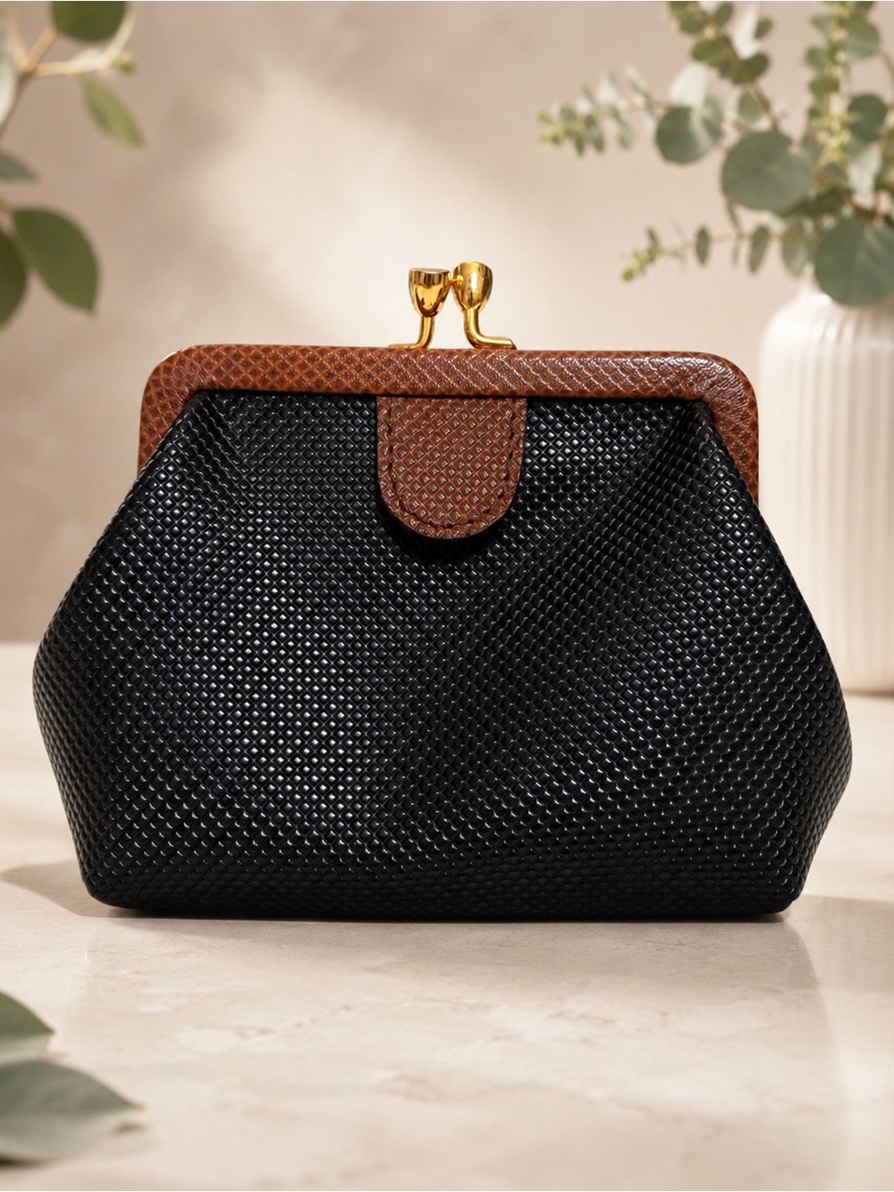 Vintage Bottega Veneta Lizard Trim Kiss-Lock Clutch Wallet Restored Lining